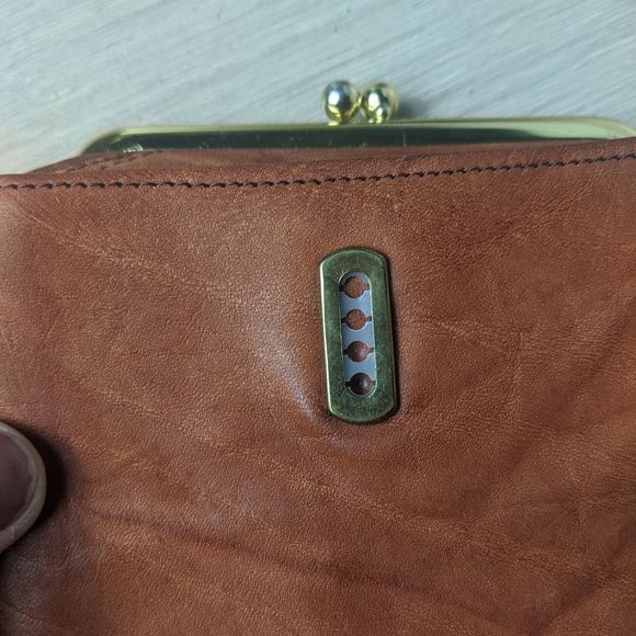 John Weitz | Vintage Cowhide Leather Wallet - Picture 3 of 8